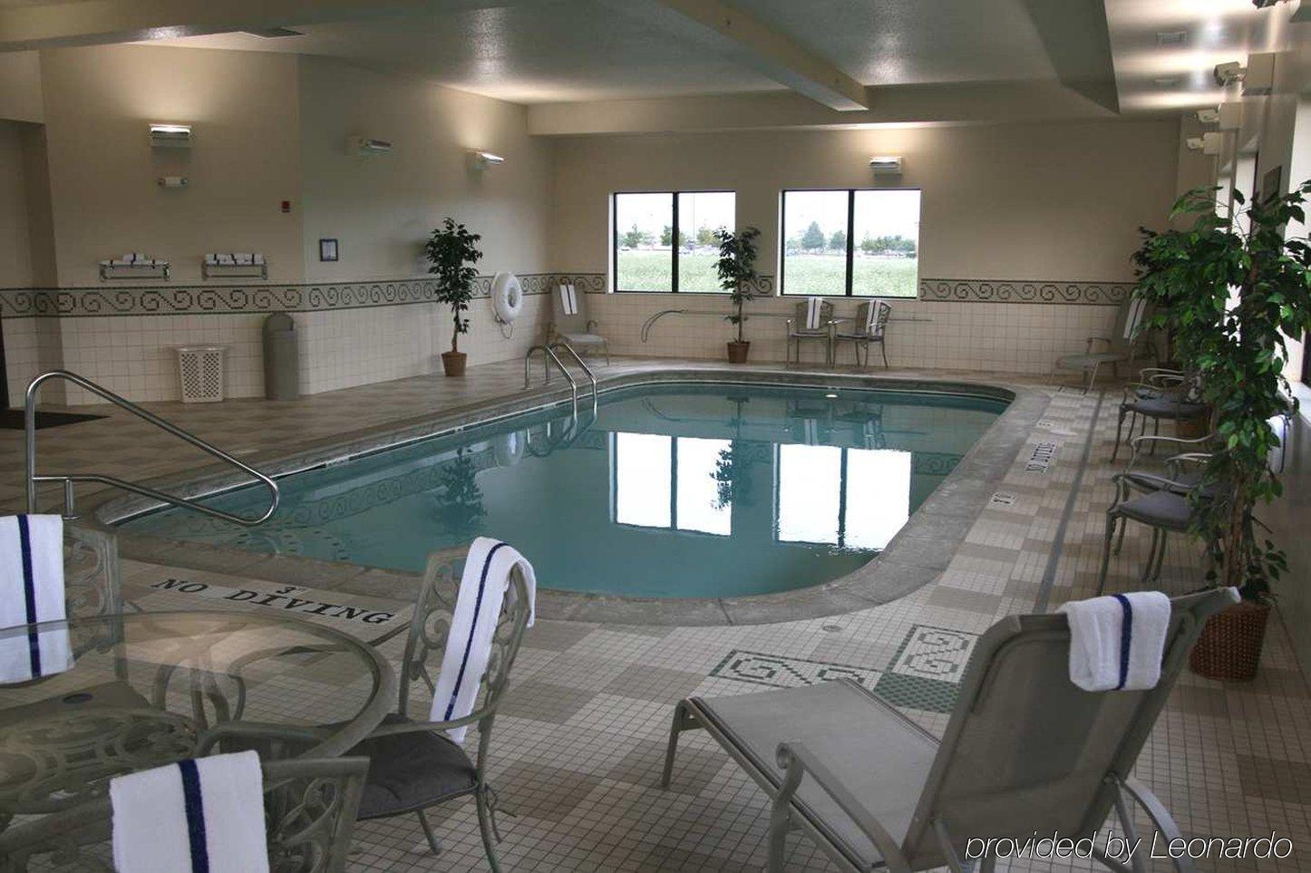 Hampton Inn & Suites Addison Esterno foto